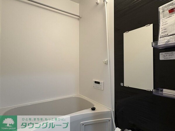 ウエストガーデン幸手中IIIの物件内観写真